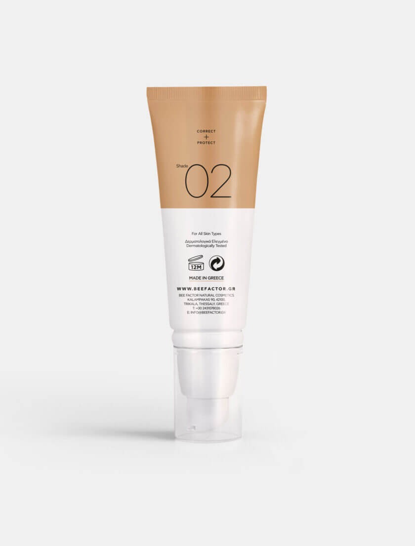 Φωτογραφία της 5 in 1 DD Κρέμας Προσώπου SPF50 Shade 02 από την Bee Factor για προστασία από τις UV ακτίνες και μπλε φως. Η κρέμα προσφέρει κάλυψη και φροντίδα για όλους τους τύπους δέρματος, με φυσική απόχρωση και προστασία από την ηλιακή ακτινοβολία. Διαθέσιμη στο Eiria Cosmetics.