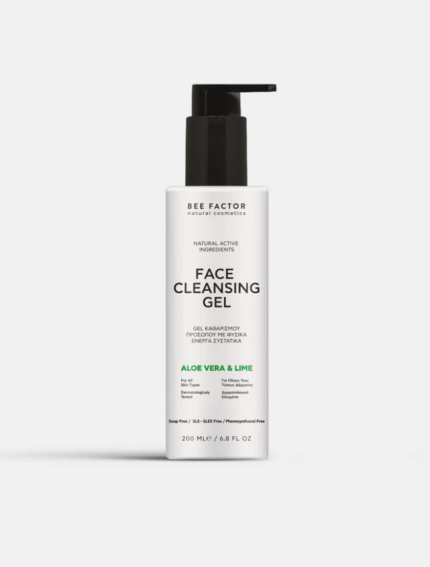 Φυσικό Gel Καθαρισμού Προσώπου & Ματιών Bee Factor με Aloe Vera και Lime, ιδανικό για όλους τους τύπους δέρματος — καθαρίζει σε βάθος χωρίς σαπούνι, SLS/SLES ή phenoxyethanol, προσφέροντας φρεσκάδα, ενυδάτωση και αντιοξειδωτική προστασία. Διαθέσιμο στο eiria.gr.