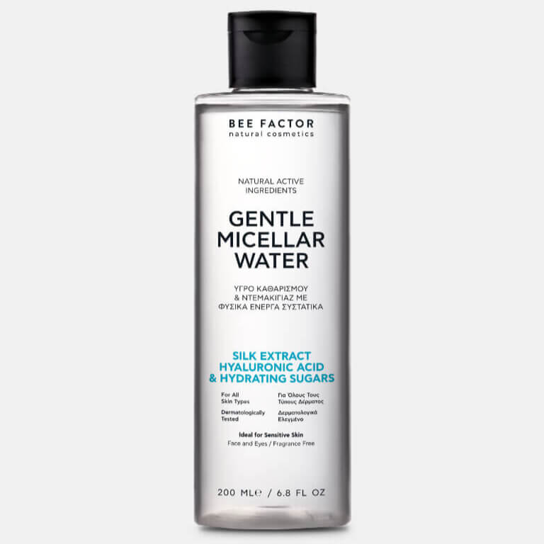 Το Bee Factor Gentle Micellar Water σε διαφανή συσκευασία 200ml με μαύρο καπάκι, ιδανικό για καθαρισμό και ντεμακιγιάζ προσώπου και ματιών. Περιέχει υαλουρονικό οξύ, εκχύλισμα μεταξιού και ενυδατικά σάκχαρα. Κατάλληλο για όλους τους τύπους δέρματος και ευαίσθητες επιδερμίδες. Χωρίς άρωμα, δερματολογικά ελεγμένο. Προϊόν φυσικών ενεργών συστατικών από την Bee Factor, διαθέσιμο στο Eiria.gr.