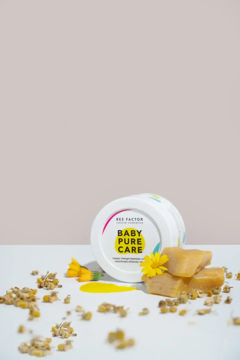 Κεραλοιφή για Σύγκαμα Pure Care 6+ μηνών από την Bee Factor – 100% φυσικό προϊόν με κερί μέλισσας, χαμομήλι και καλέντουλα – διαθέσιμη στο Eiria Cosmetics